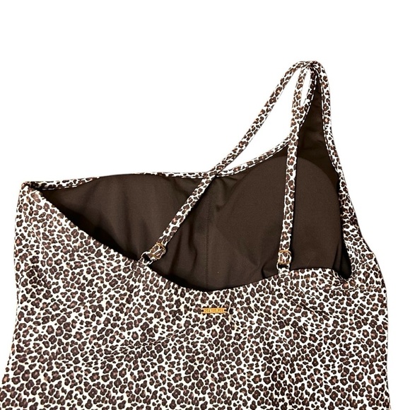 Sea Level Wild Cat One Shoulder One Piece- Animal Print- Size 8/10 - Picture 7 of 12